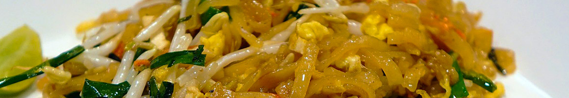 Eating Thai at Wat Dong Moon Lek Noodle restaurant in Los Angeles, CA.